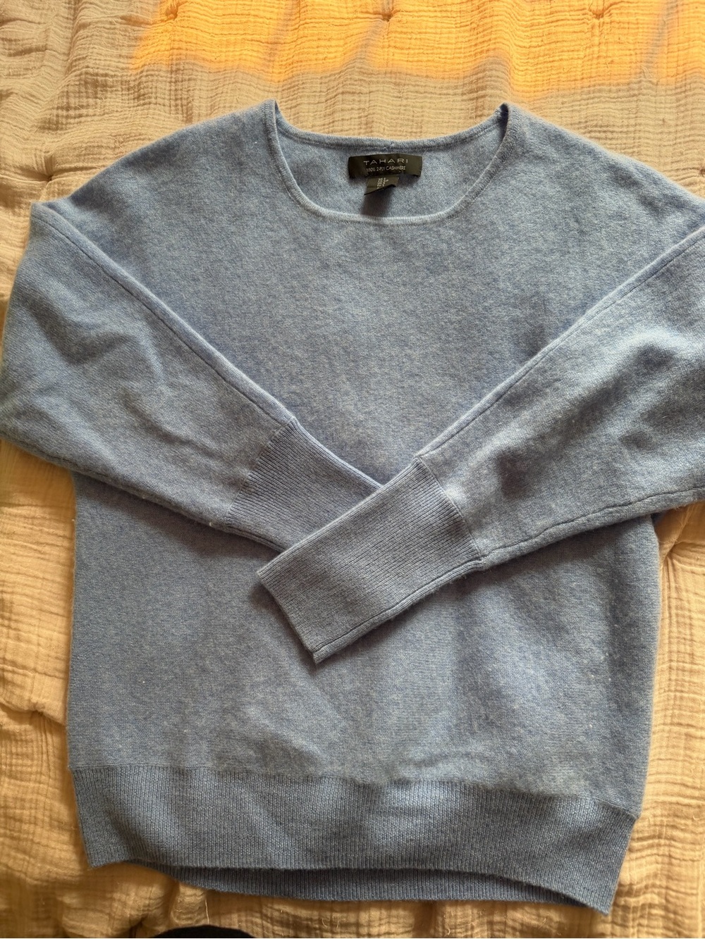Tahari Women’s Light Blue Cashmere Crewneck Sweater
